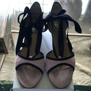 La Scarpa Paris blush pink suede wedge